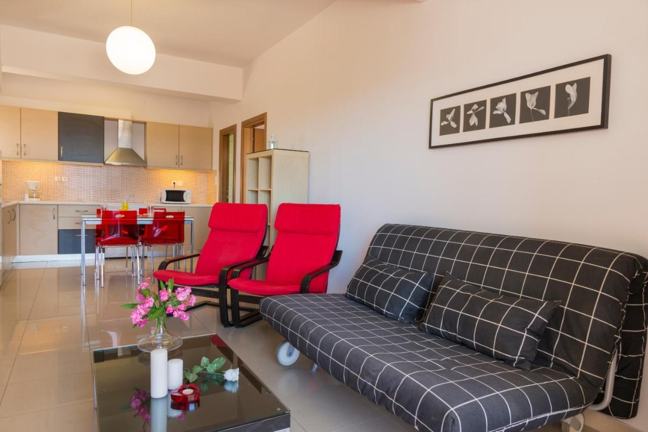 Caravella Luxury Apartments Палиохора Екстериор снимка