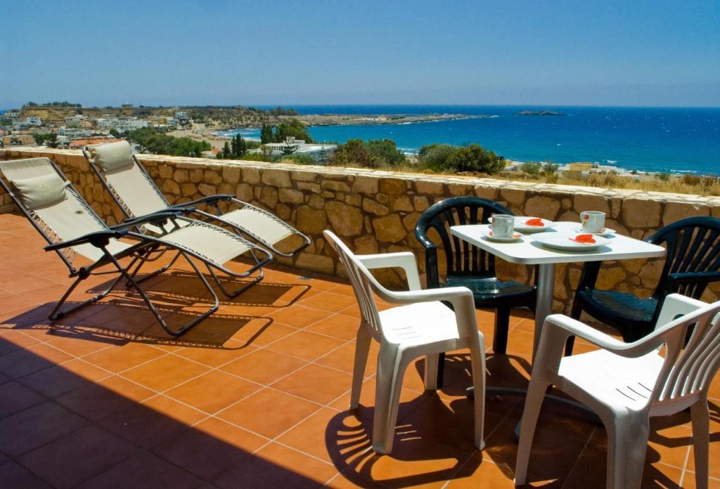 Caravella Luxury Apartments Палиохора Екстериор снимка