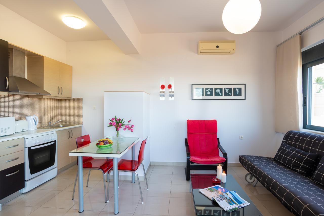 Caravella Luxury Apartments Палиохора Екстериор снимка