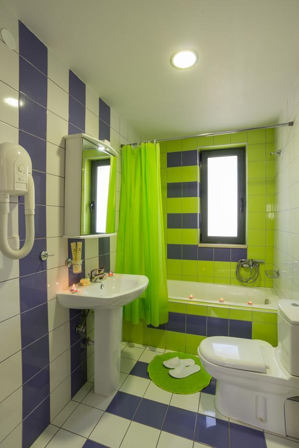 Caravella Luxury Apartments Палиохора Екстериор снимка